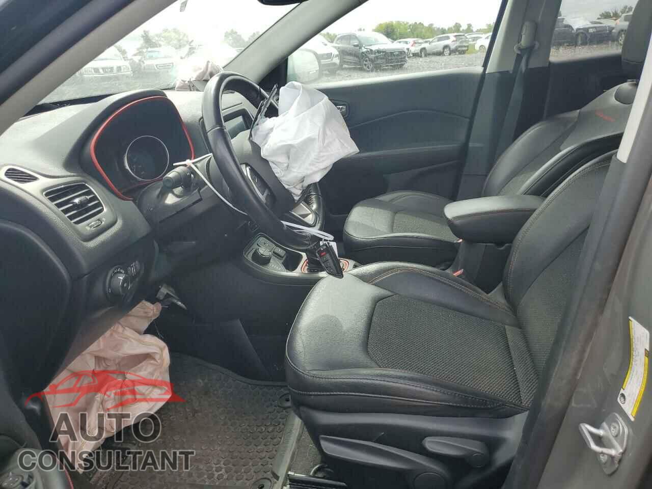 JEEP COMPASS 2020 - 3C4NJDDB3LT136927