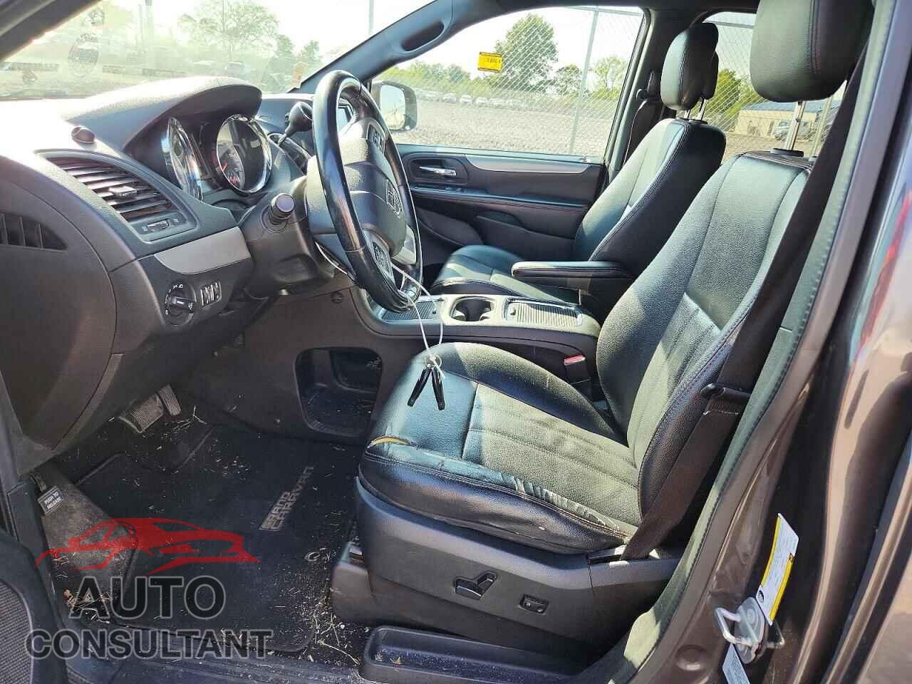 DODGE CARAVAN 2015 - 2C4RDGEG1FR703244