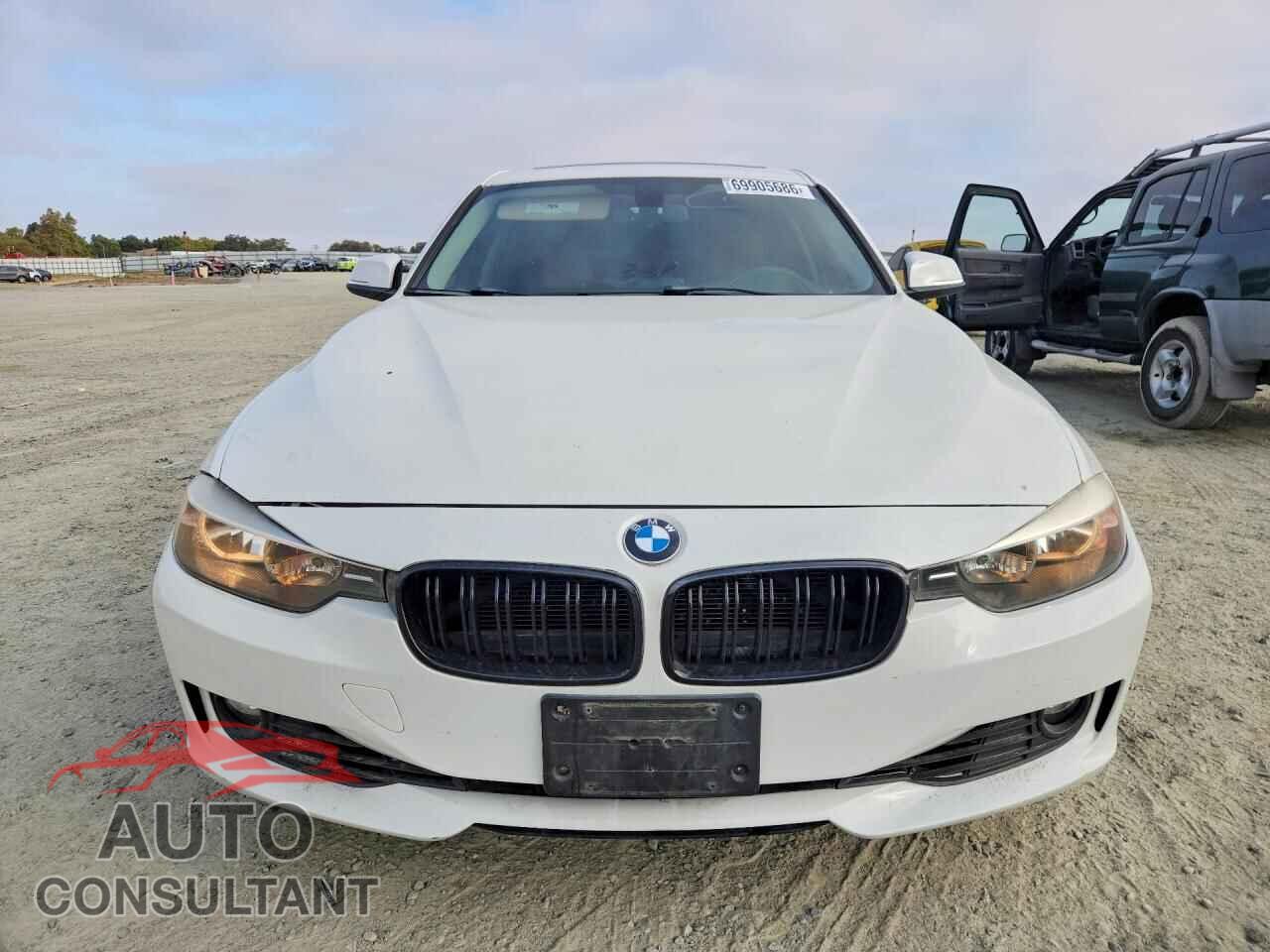 BMW 3 SERIES 2012 - WBA3A5G5XCNN65739