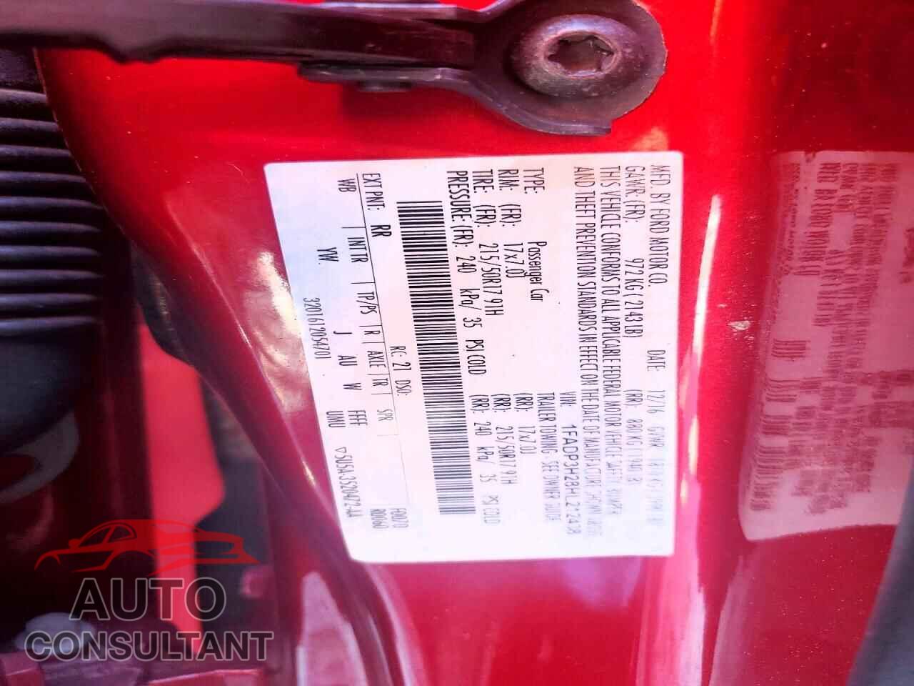 FORD FOCUS 2017 - 1FADP3H28HL212438
