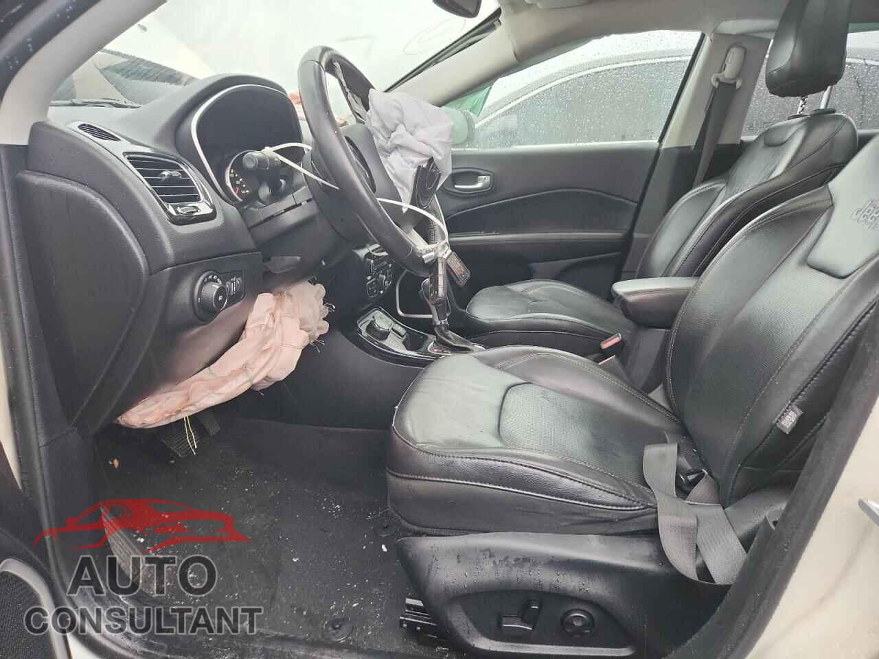 JEEP COMPASS 2018 - 3C4NJDCB7JT402092