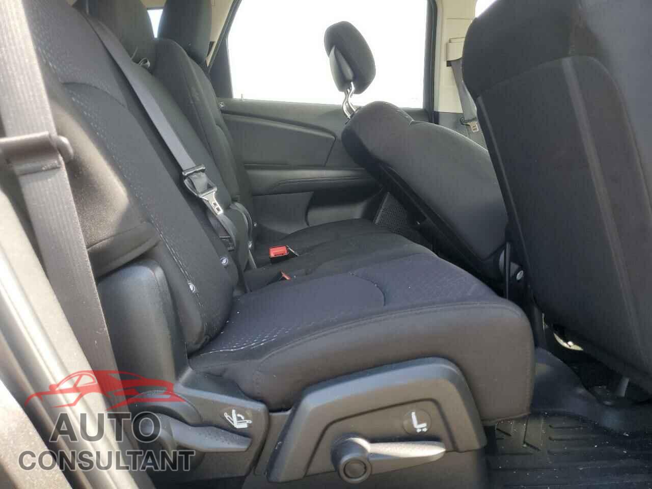 DODGE JOURNEY 2017 - 3C4PDDBG7HT592595