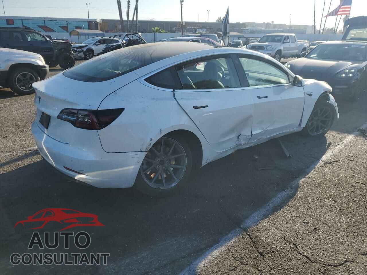 TESLA MODEL 3 2020 - 5YJ3E1EA3LF669858