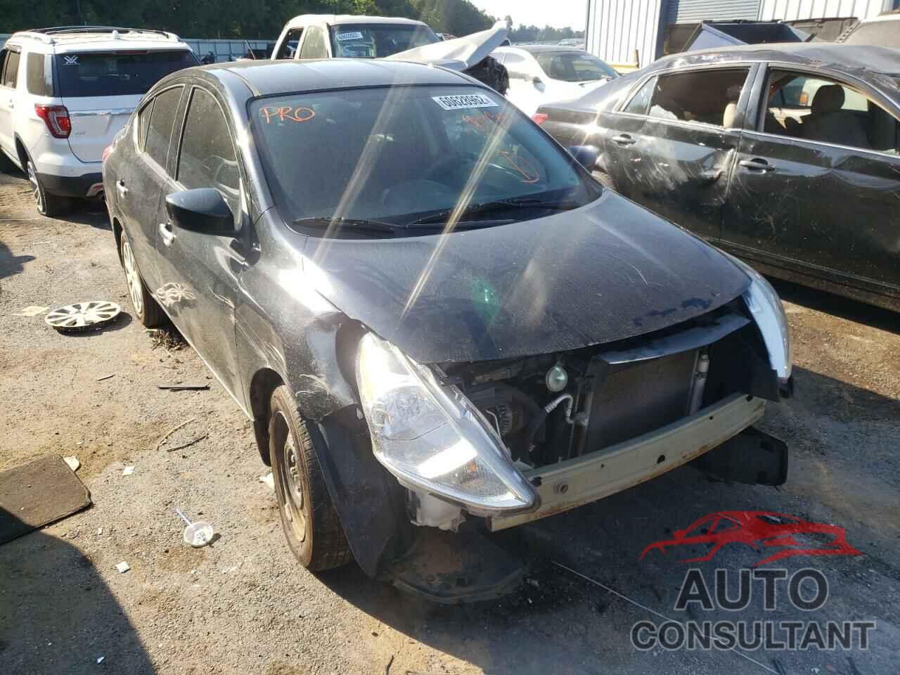 NISSAN VERSA 2017 - 3N1CN7AP1HL833441