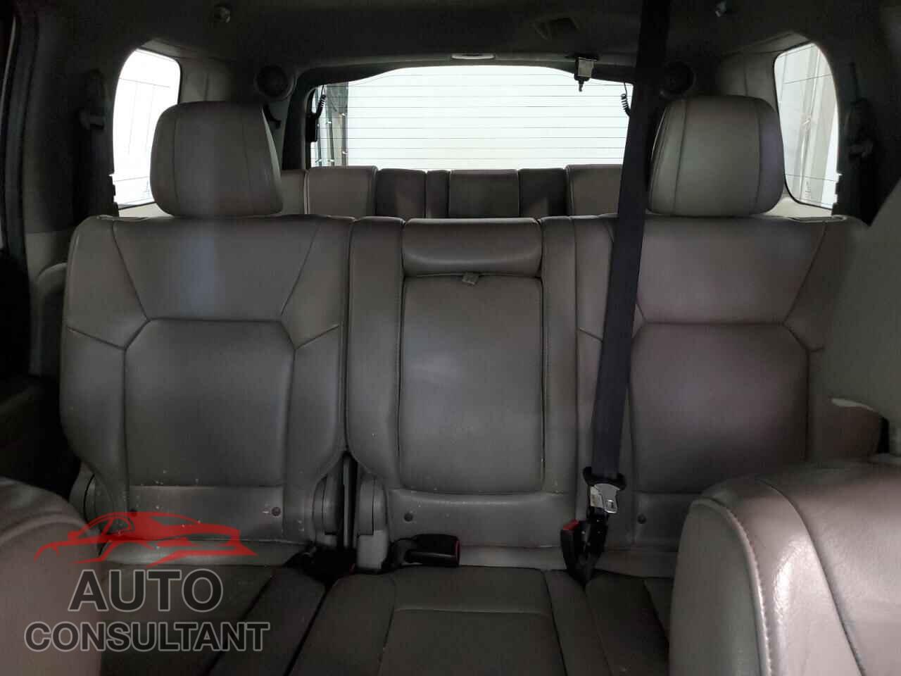 HONDA PILOT 2012 - 5FNYF4H90CB044145