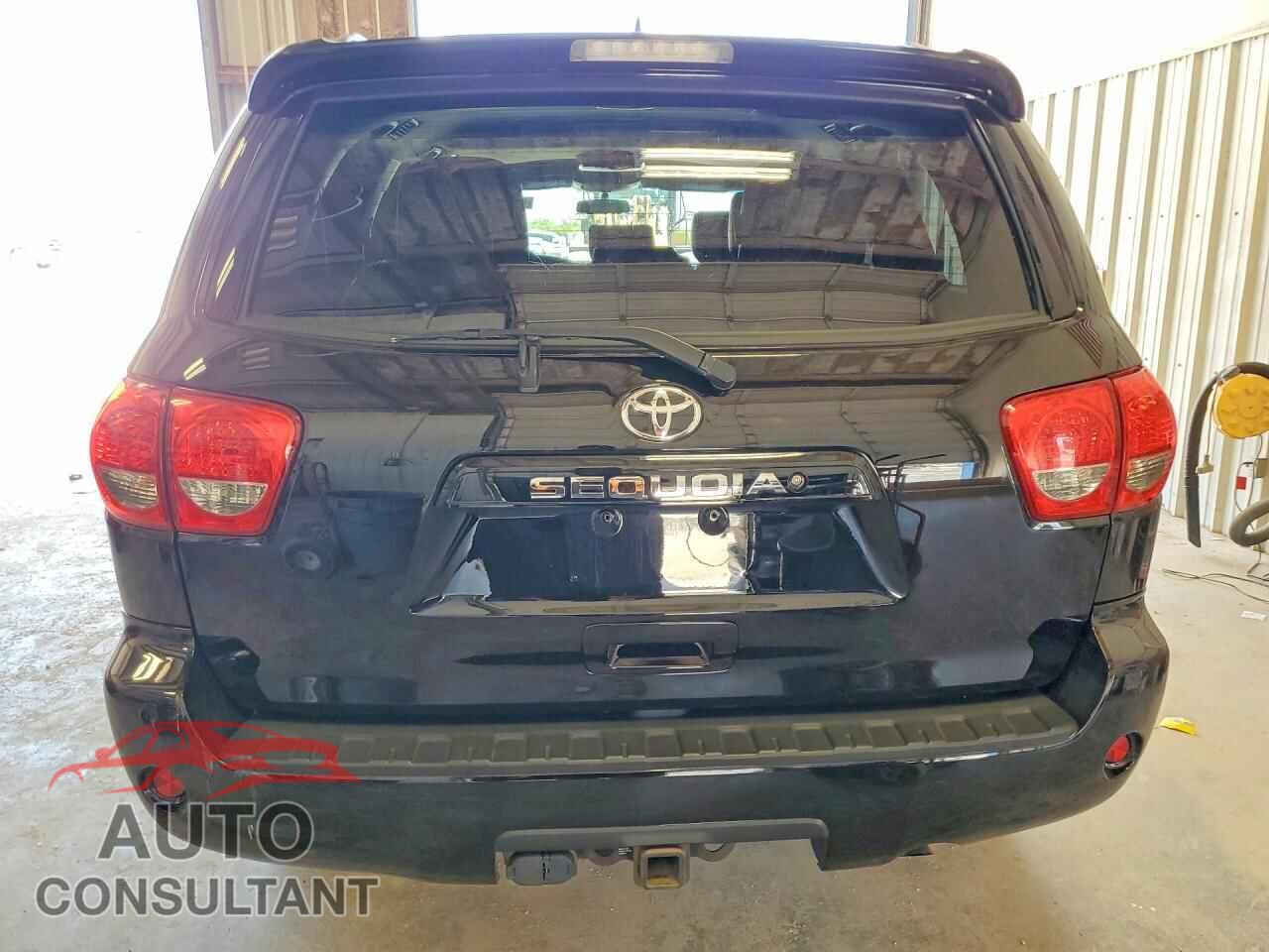 TOYOTA SEQUOIA 2012 - 5TDBM5G18CS001830