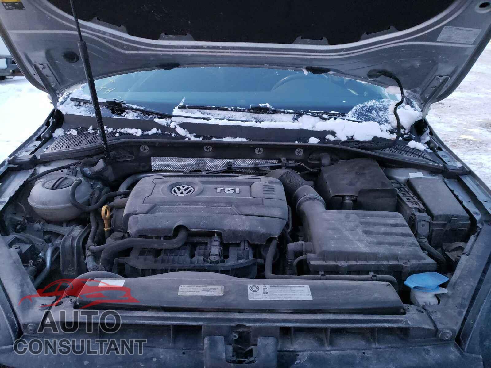 VOLKSWAGEN GOLF 2017 - 3VW217AU2HM058763