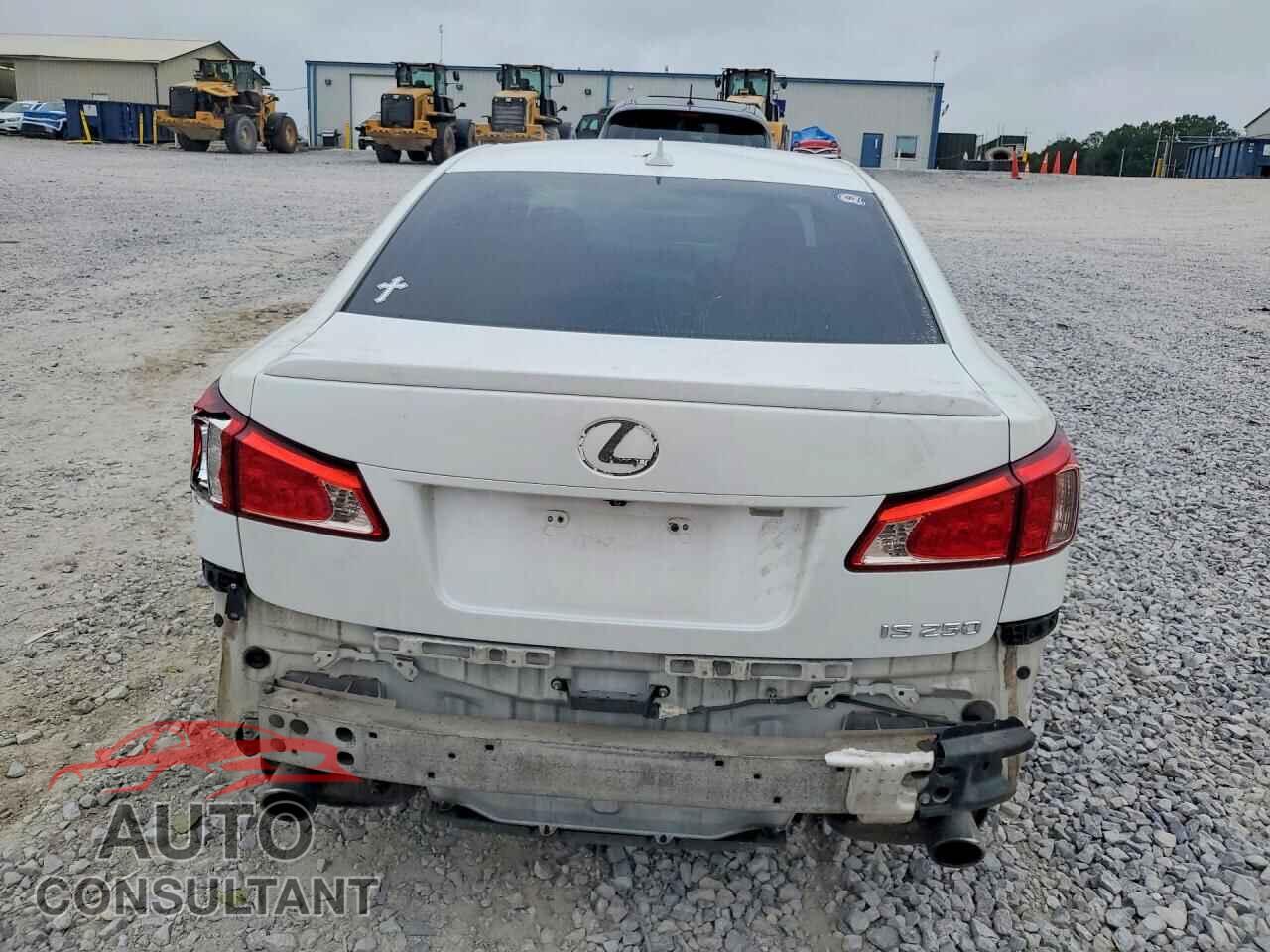 LEXUS IS 2012 - JTHBF5C22C5181013