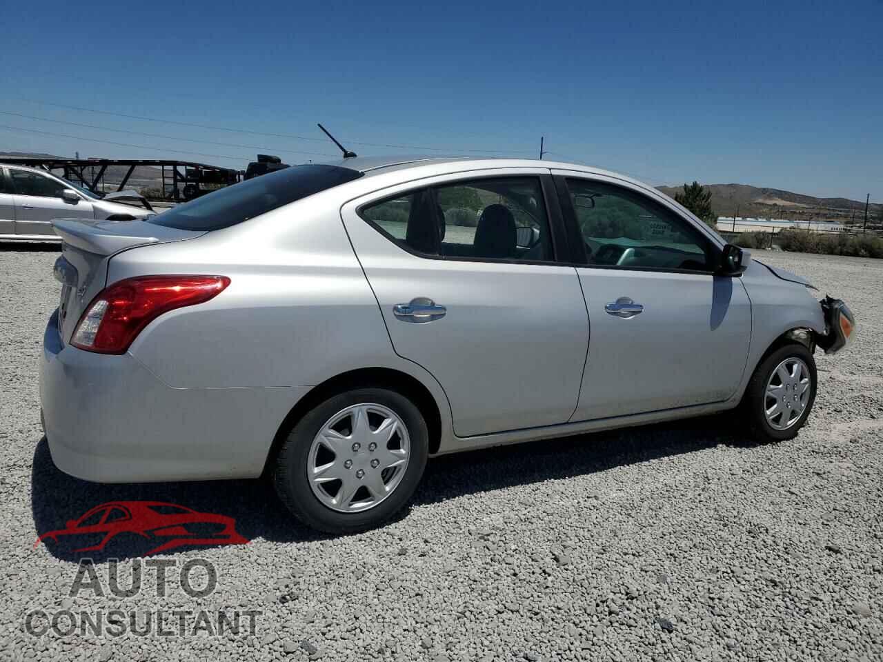NISSAN VERSA 2019 - 3N1CN7AP3KL878680
