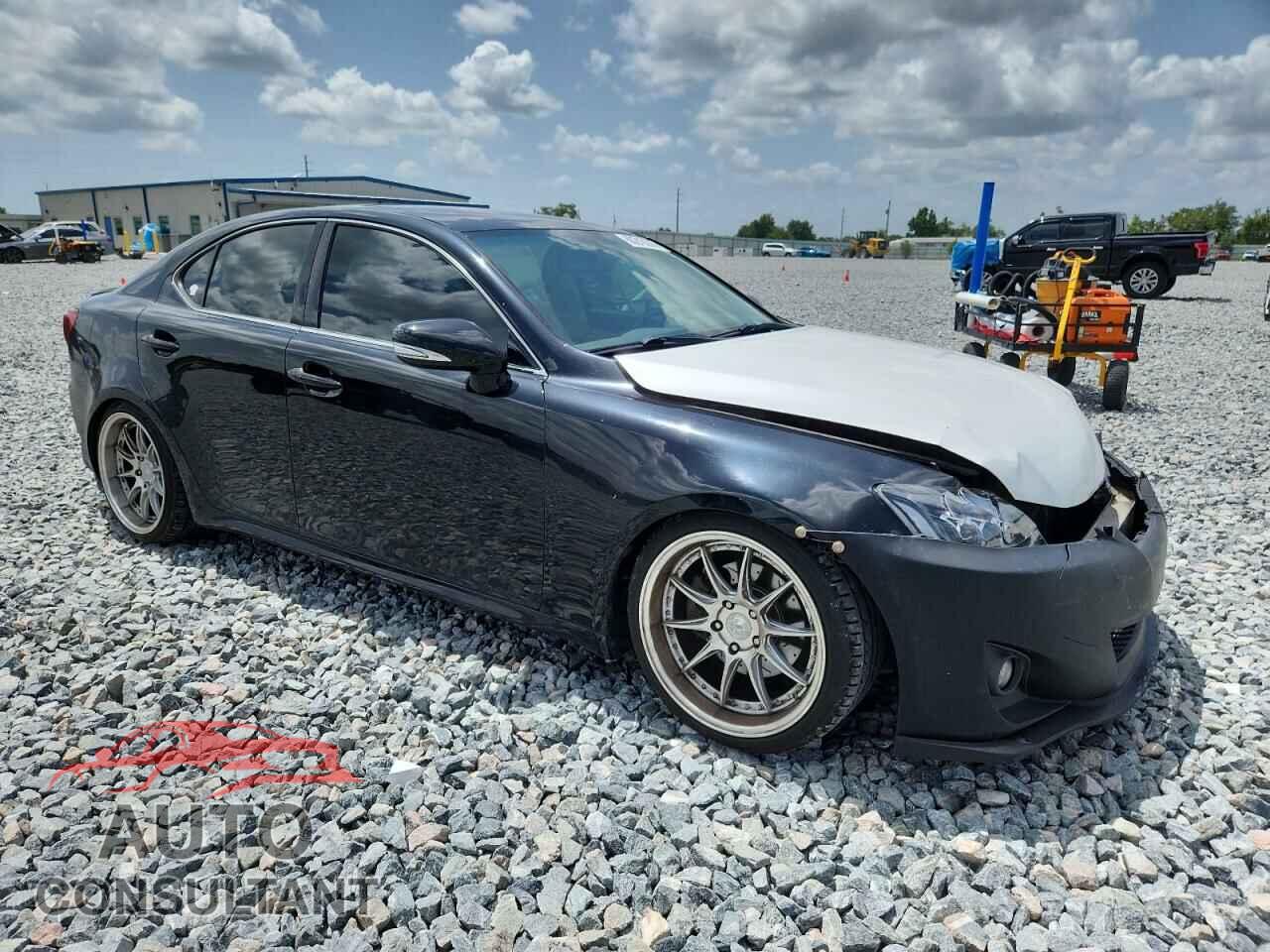 LEXUS IS 2011 - JTHBF5C22B5144607