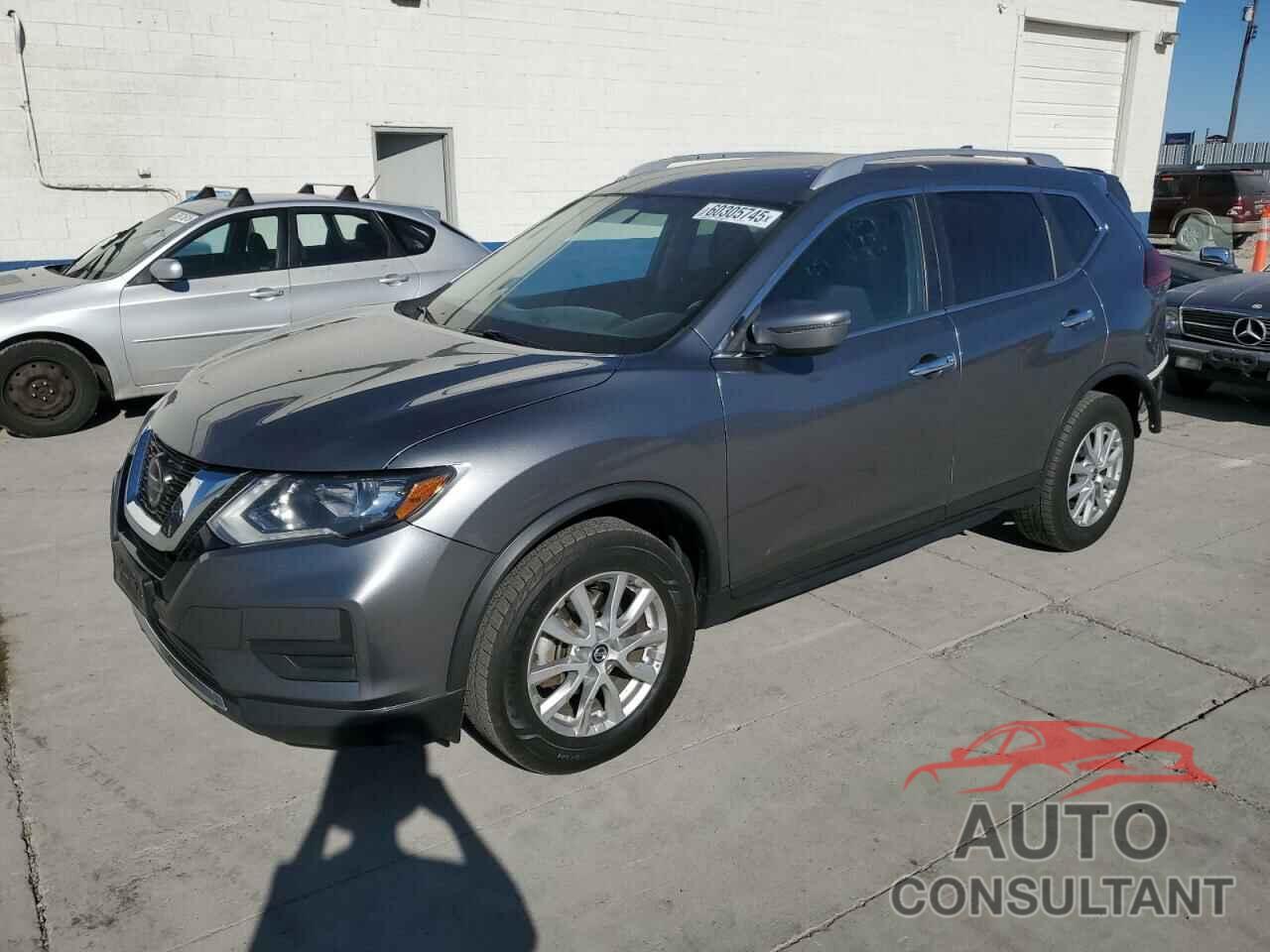 NISSAN ROGUE 2018 - KNMAT2MVXJP525976