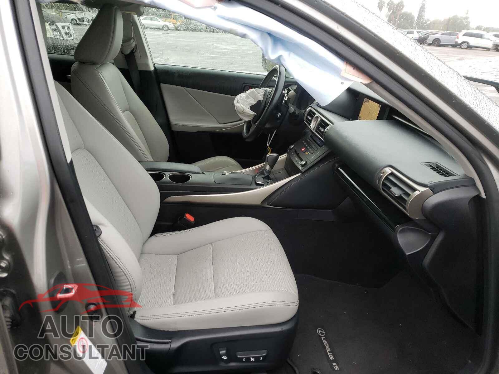 LEXUS IS 2016 - JTHBA1D20G5029193