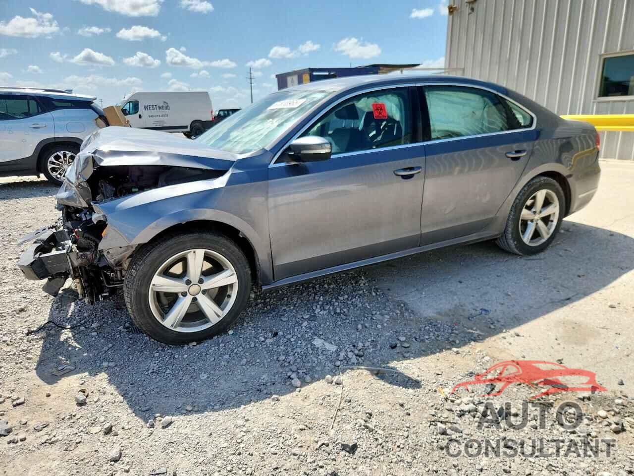 VOLKSWAGEN PASSAT 2013 - 1VWBP7A39DC108575