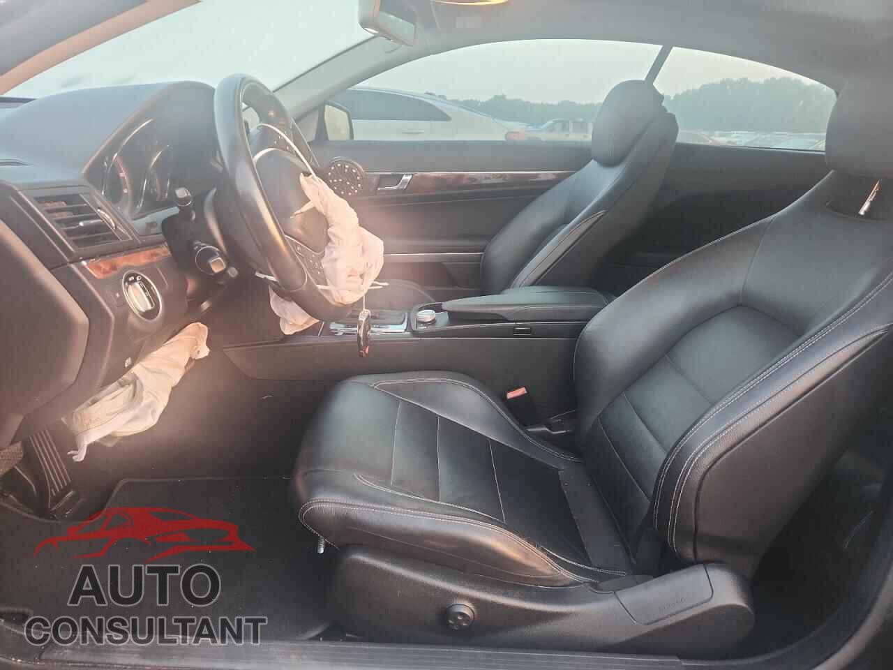 MERCEDES-BENZ E-CLASS 2012 - WDDKJ5KB0CF160727