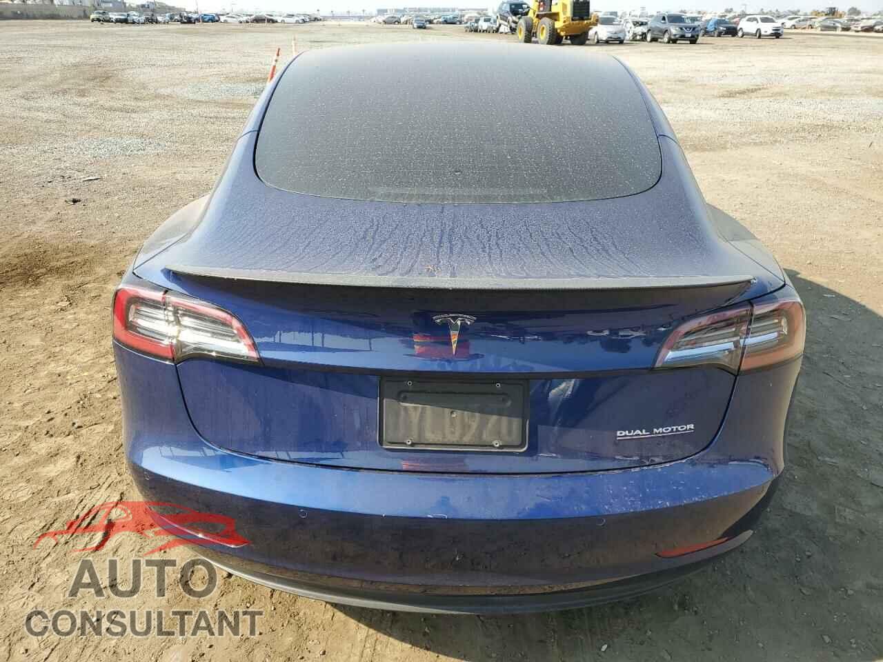TESLA MODEL 3 2021 - 5YJ3E1EC2MF070873
