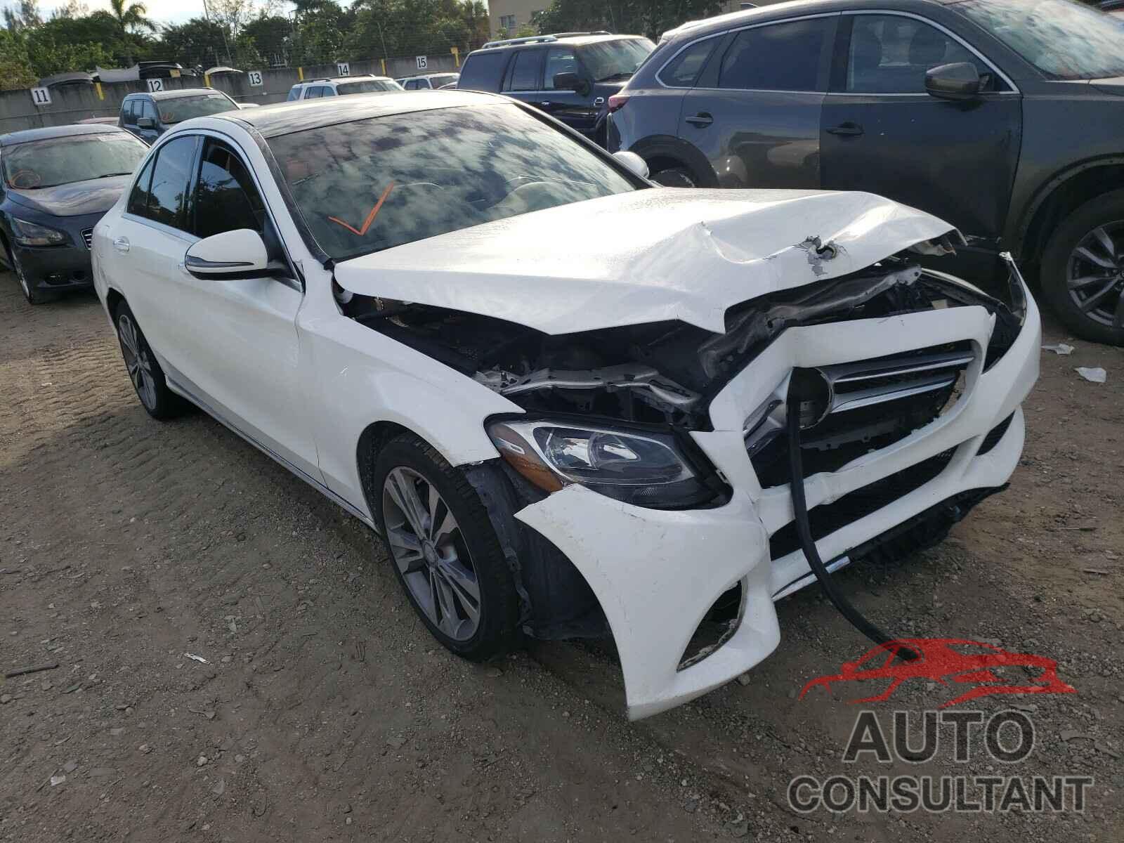 MERCEDES-BENZ C CLASS 2017 - 55SWF4KB4HU204892