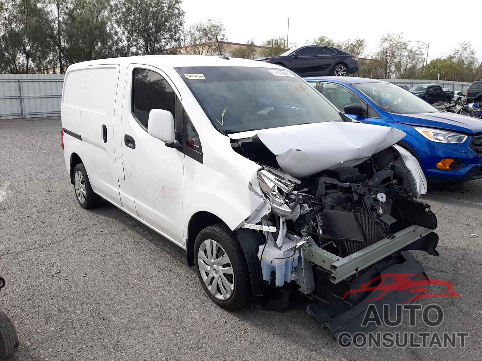 NISSAN NV 2018 - 3N6CM0KN8JK701001