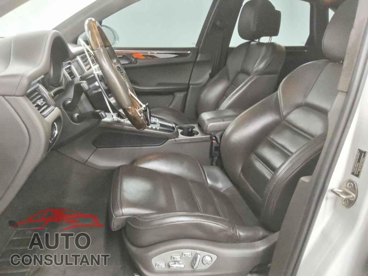 PORSCHE MACAN 2015 - WP1AF2A5XFLB96799