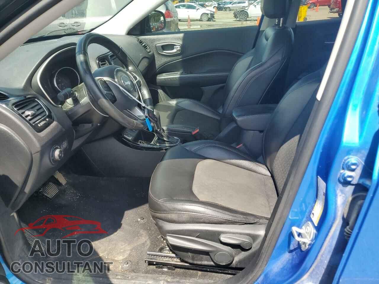 JEEP COMPASS 2018 - 3C4NJCBB1JT438470