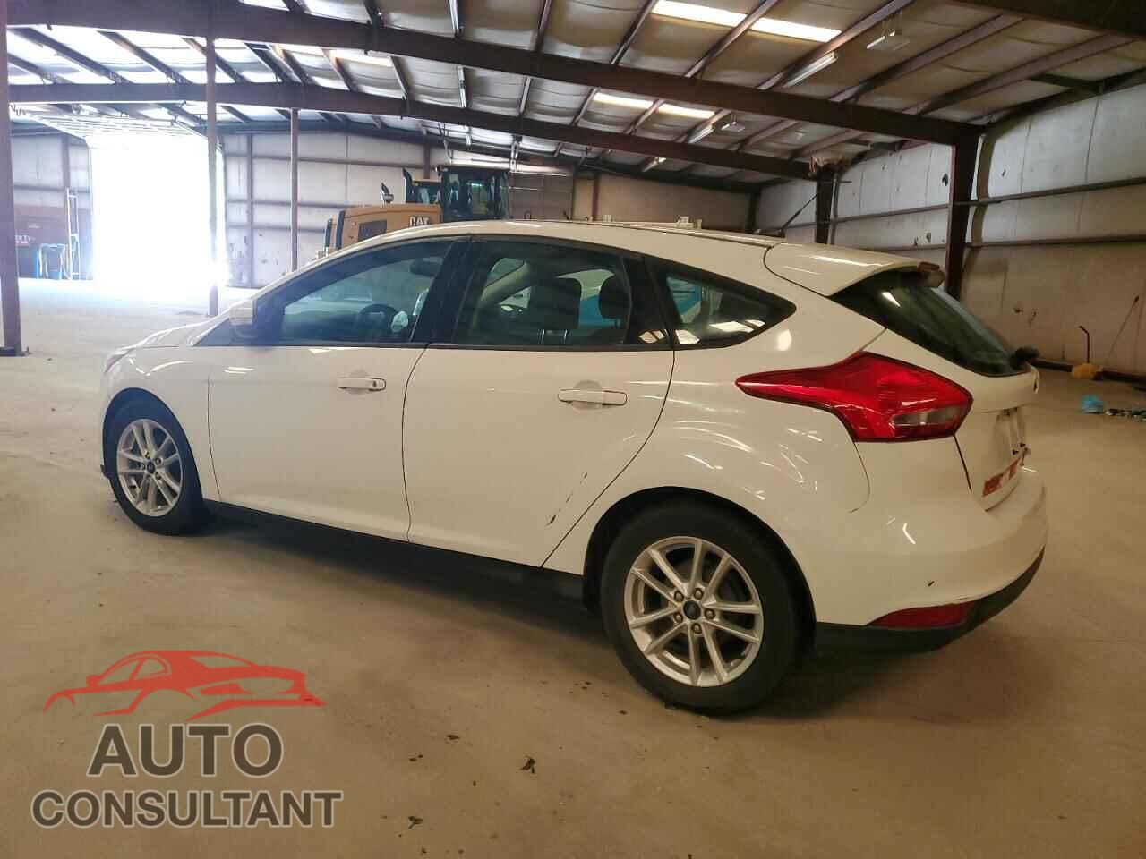 FORD FOCUS 2017 - 1FADP3K27HL201598