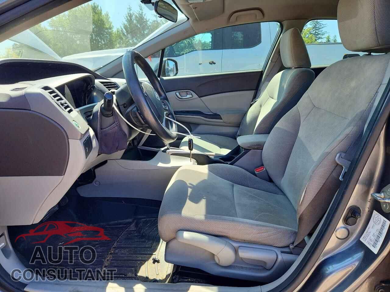 HONDA CIVIC 2012 - 2HGFB2F40CH110526