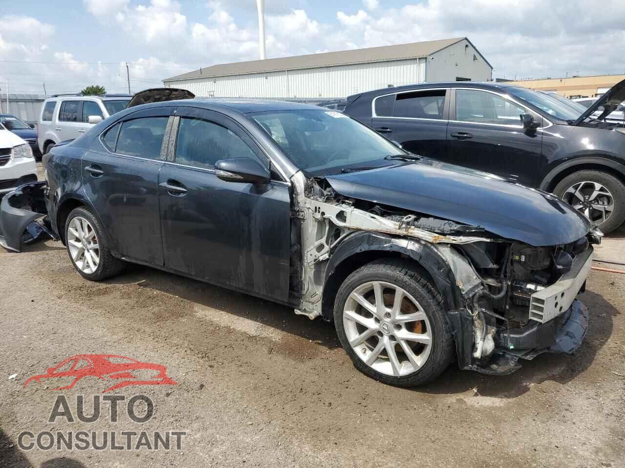 LEXUS IS 2011 - JTHCF5C20B5045062