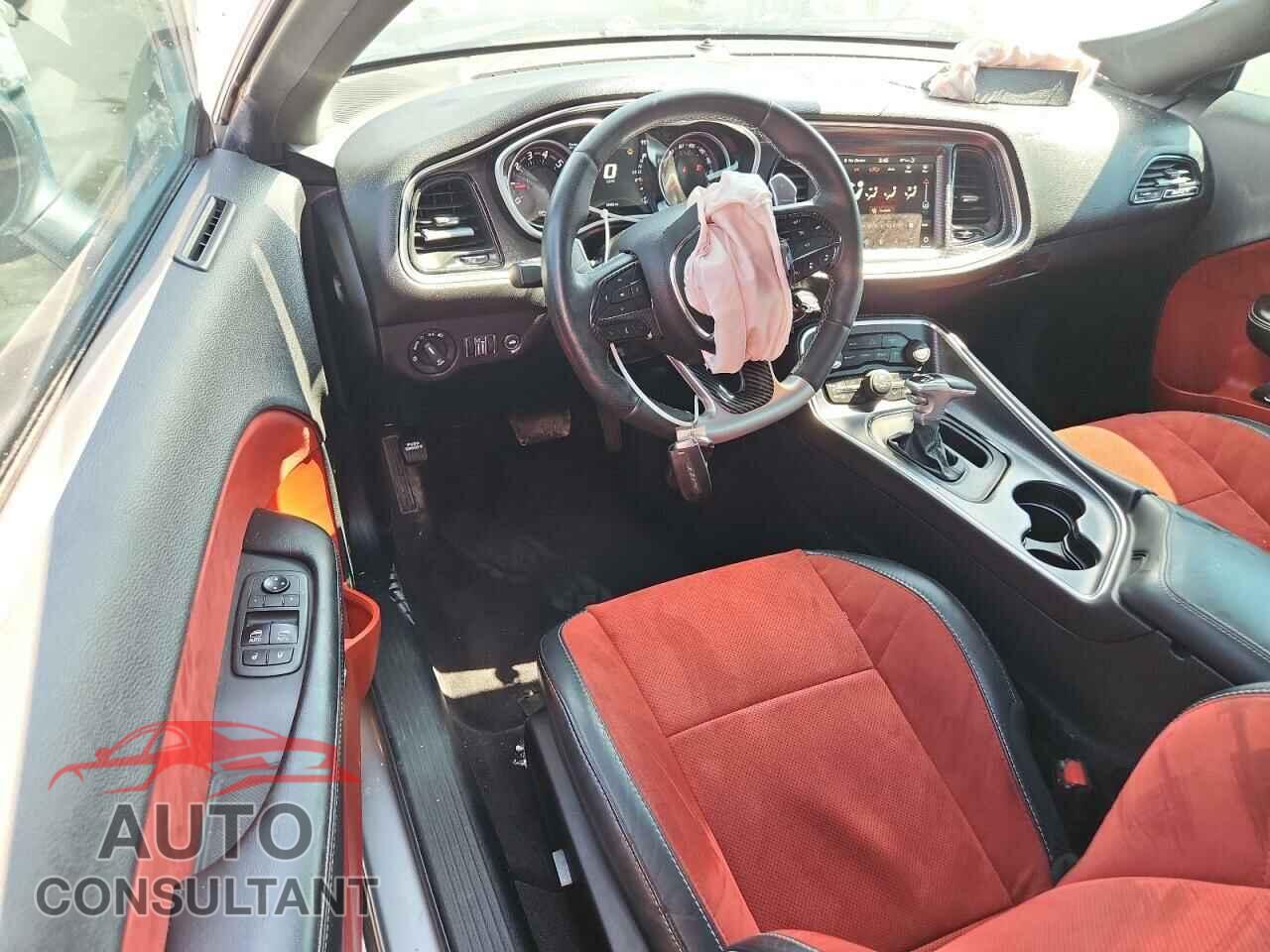 DODGE CHALLENGER 2018 - 2C3CDZDJ7JH214767