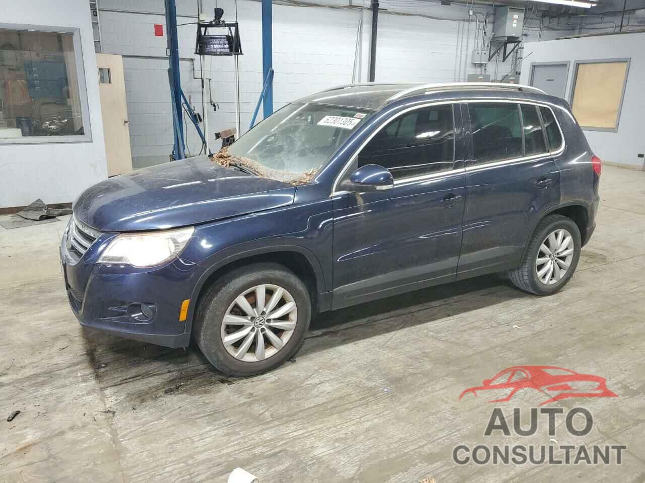 VOLKSWAGEN TIGUAN 2011 - WVGAV7AX3BW508906