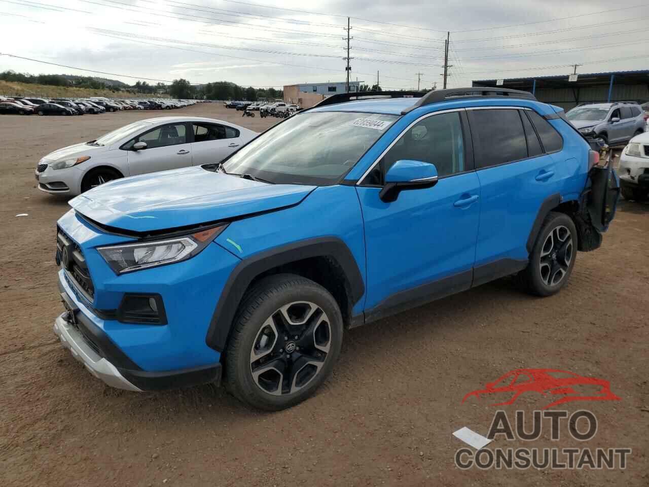 TOYOTA RAV4 2019 - 2T3J1RFV3KC001586