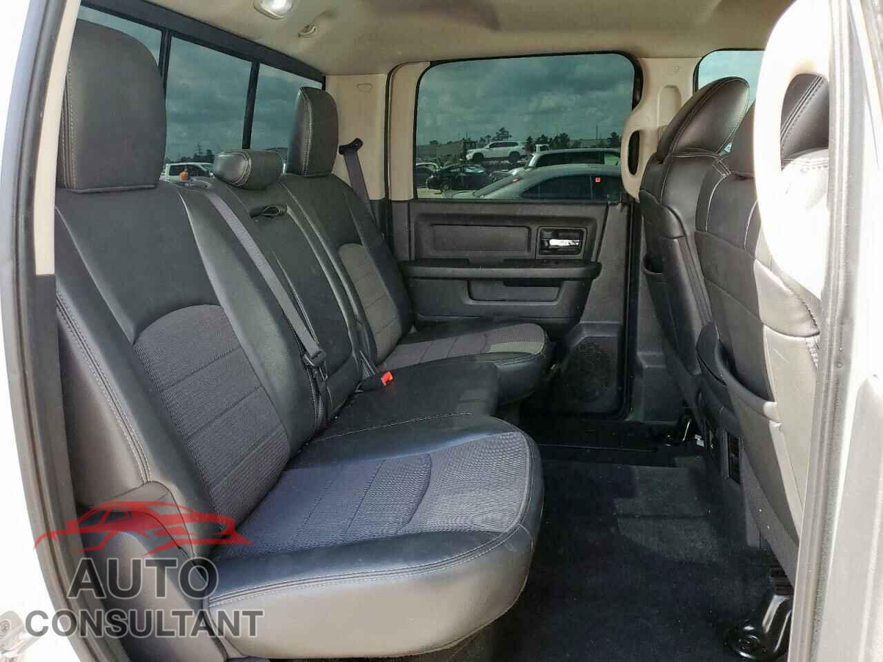 DODGE RAM 1500 2012 - 1C6RD7MT6CS288678