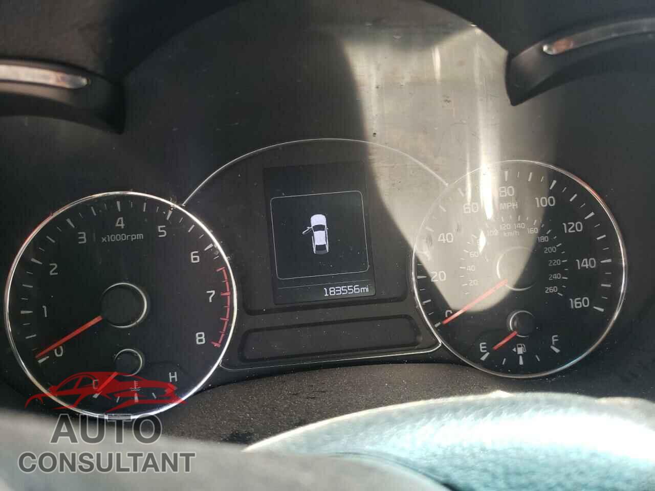 KIA FORTE 2018 - 3KPFL4A70JE200325