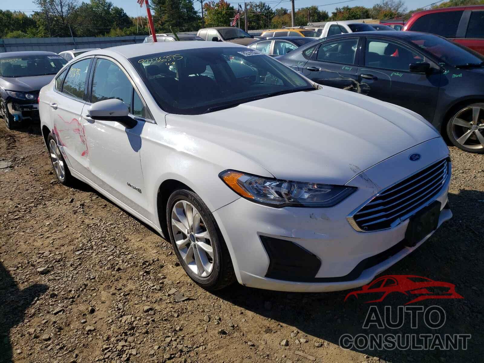 FORD FUSION 2019 - 3FA6P0LU9KR221447