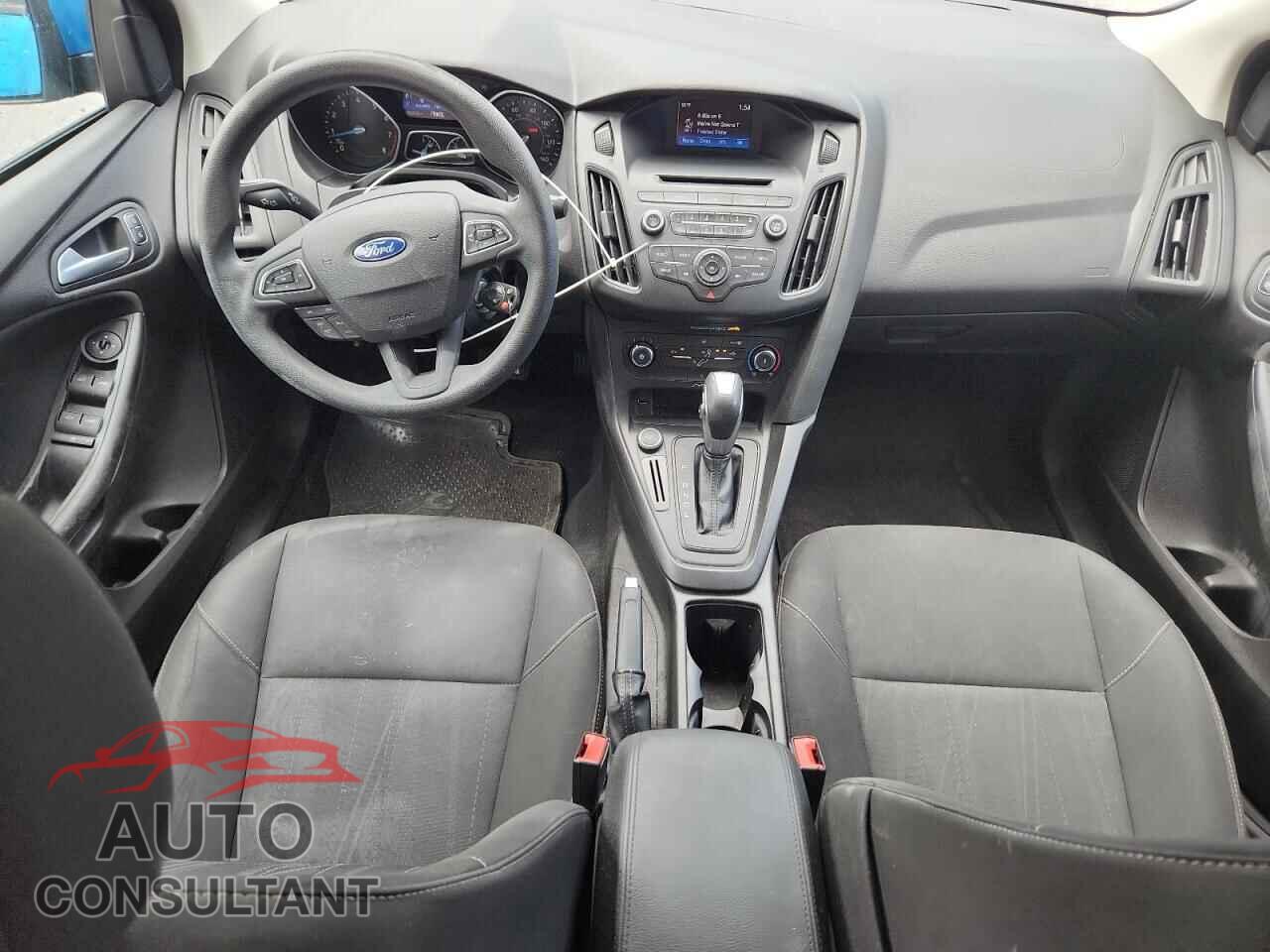FORD FOCUS 2016 - 1FADP3F26GL304620