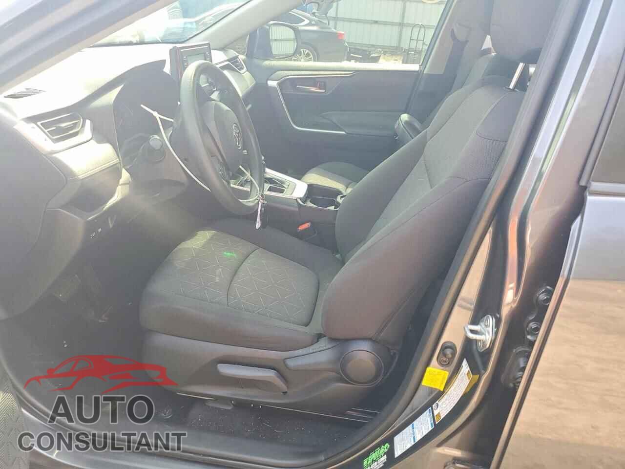 TOYOTA RAV4 2019 - JTMP1RFVXKD041007