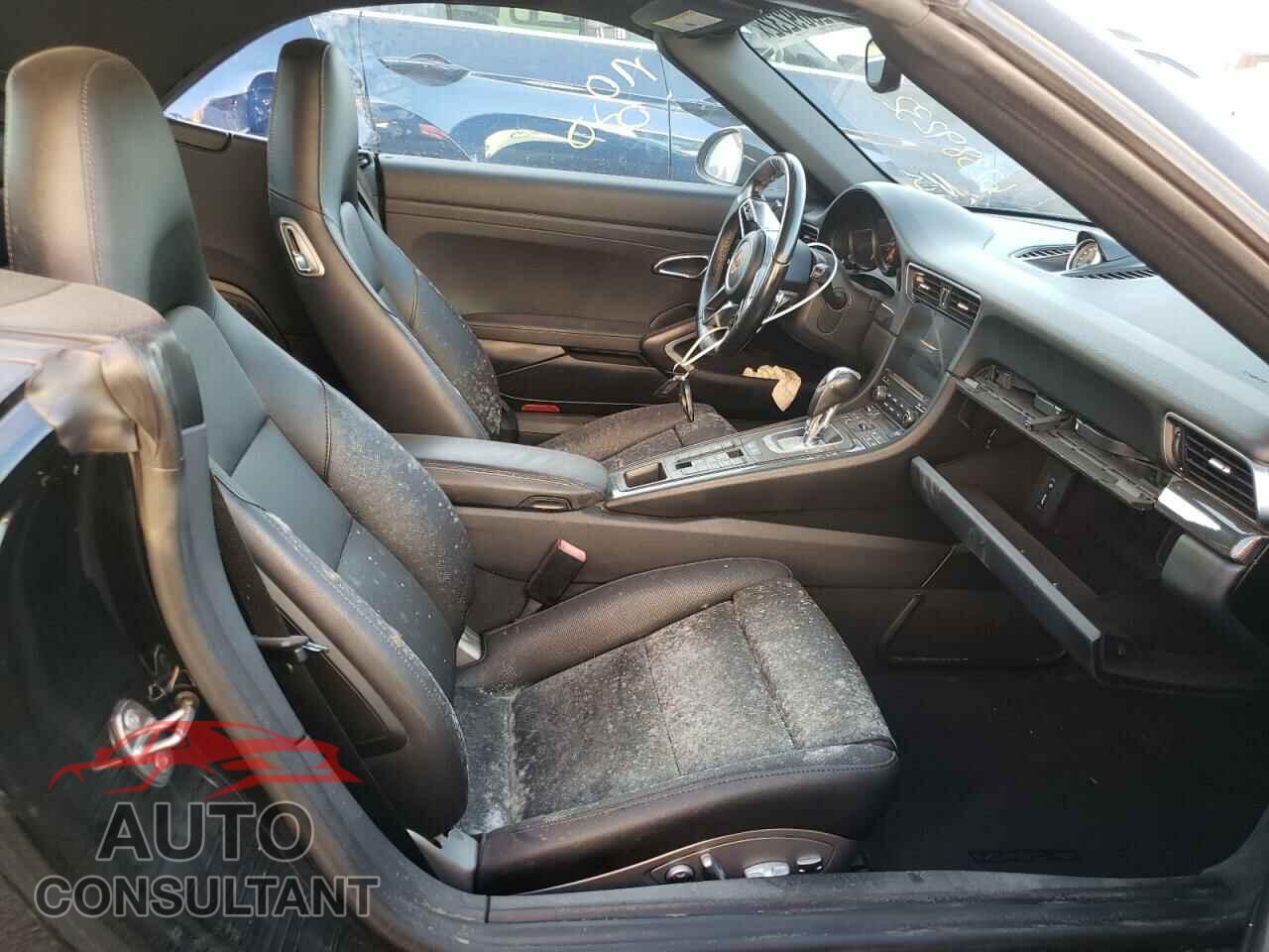 PORSCHE 911 2017 - WP0CB2A90HS154501
