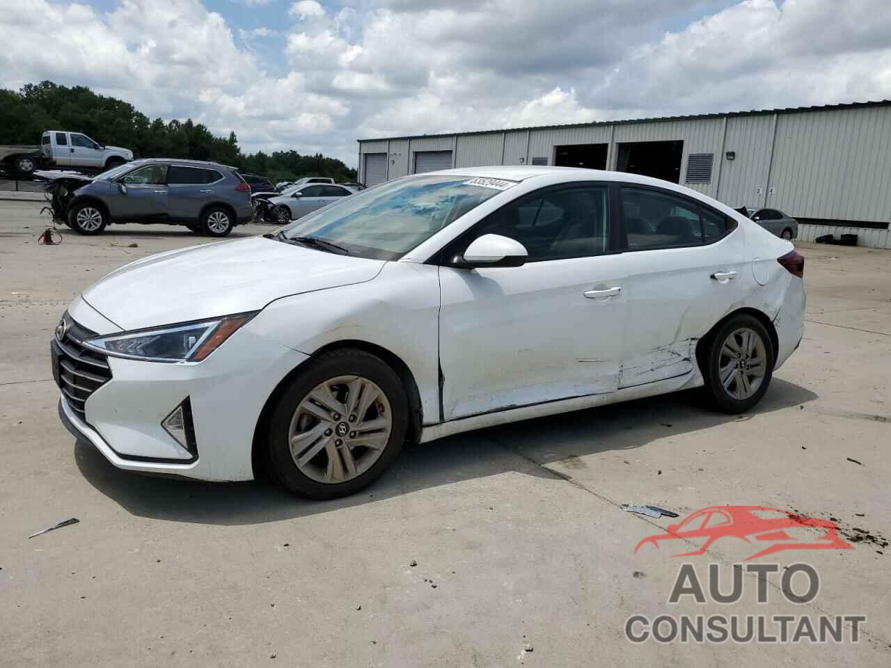 HYUNDAI ELANTRA 2019 - 5NPD84LF1KH429476