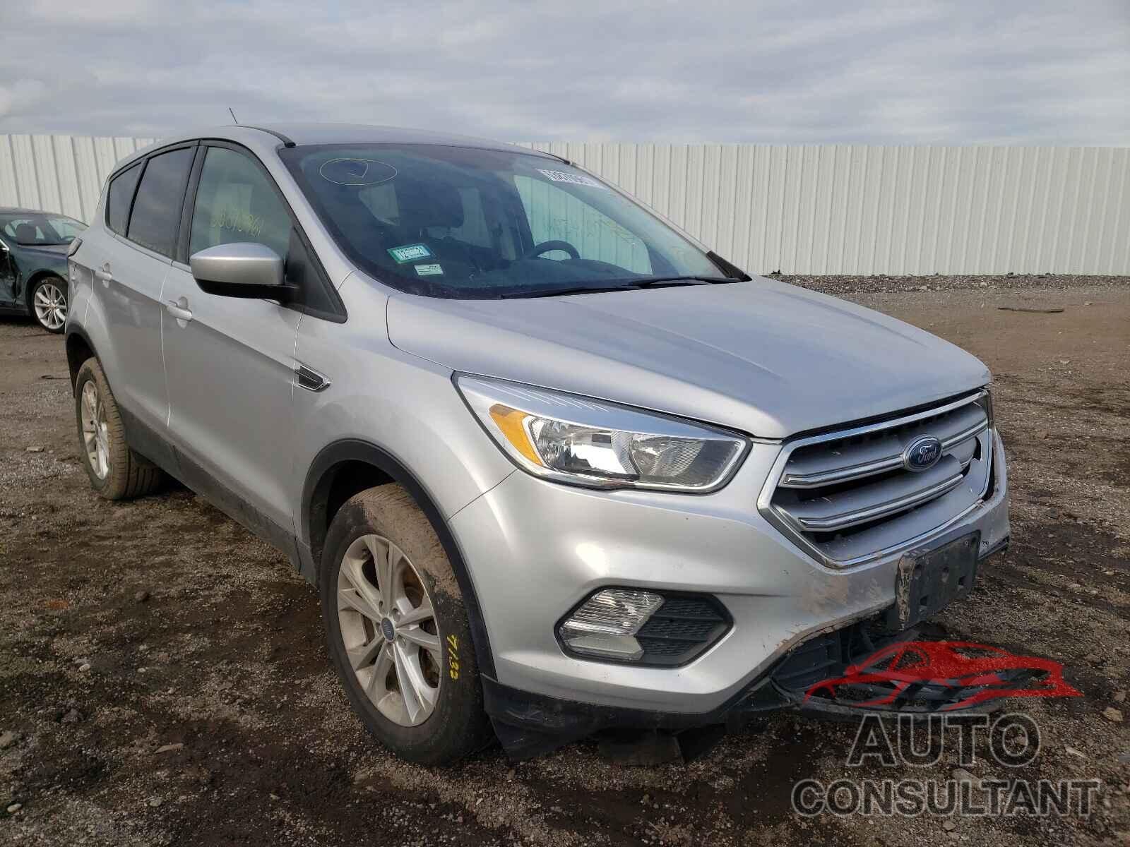 FORD ESCAPE 2017 - 1FMCU9GD4HUB13657