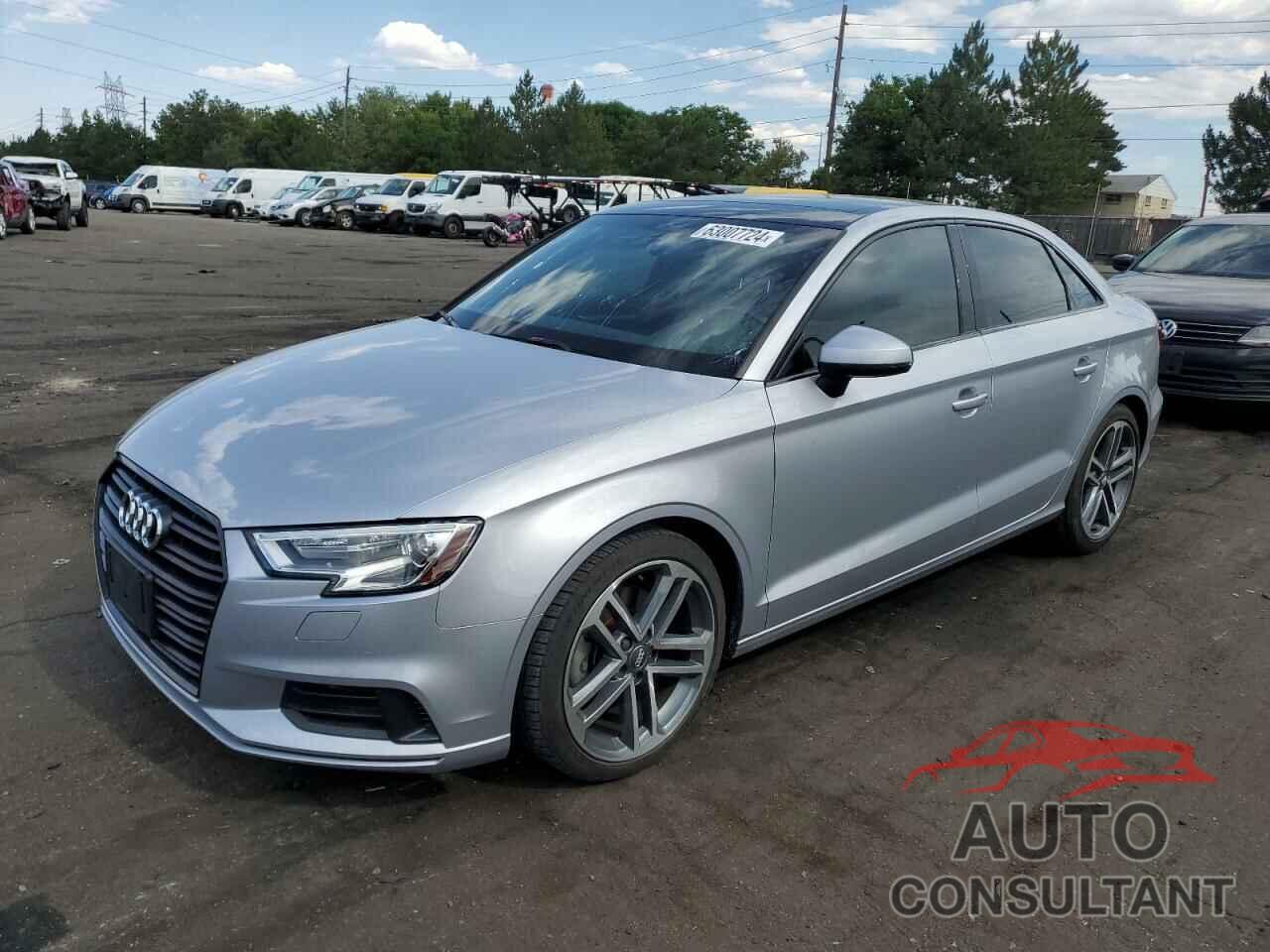 AUDI A3 2019 - WAUAUGFF0KA089706