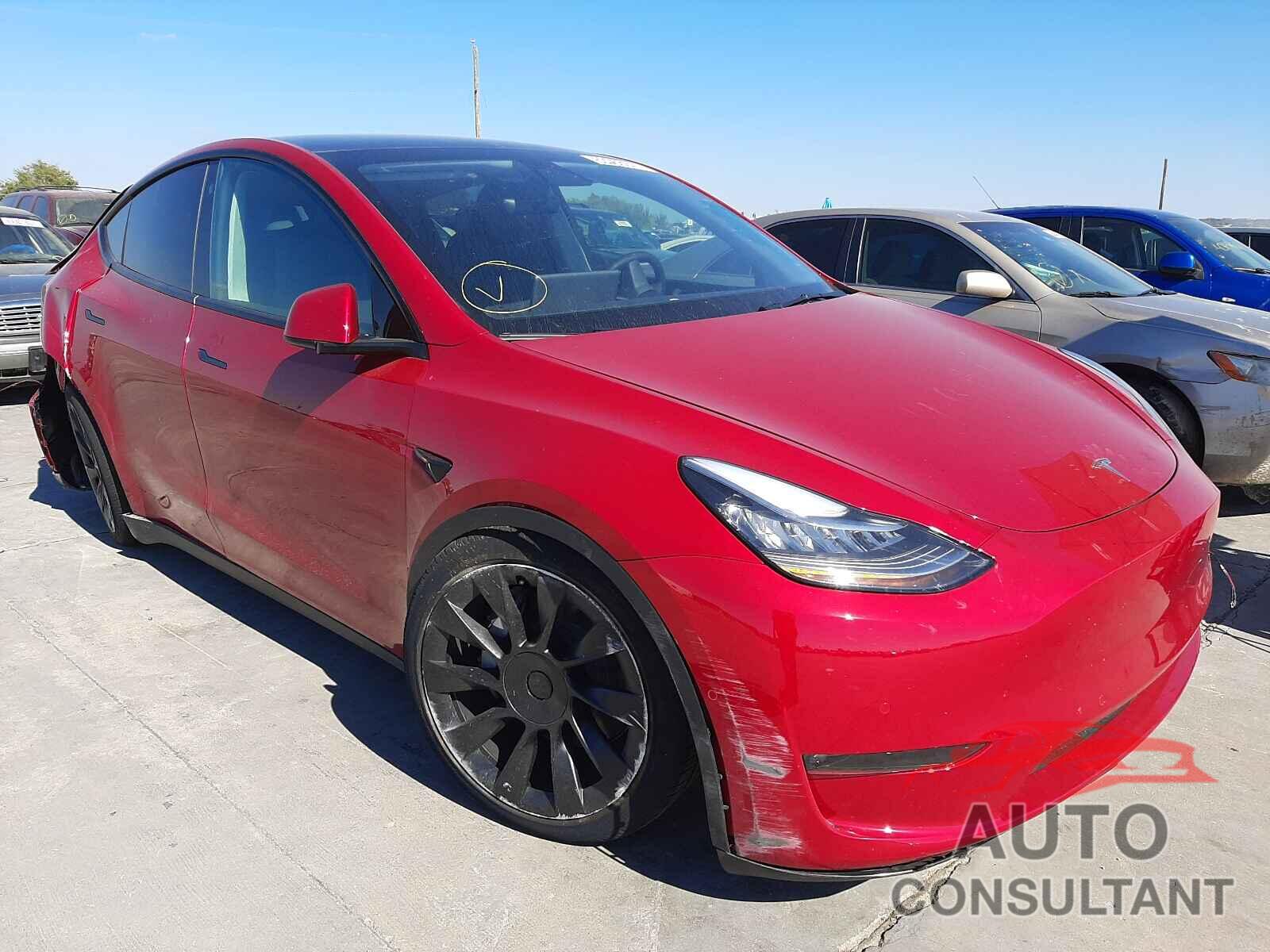 TESLA MODEL Y 2021 - 5YJYGDEEXMF259029