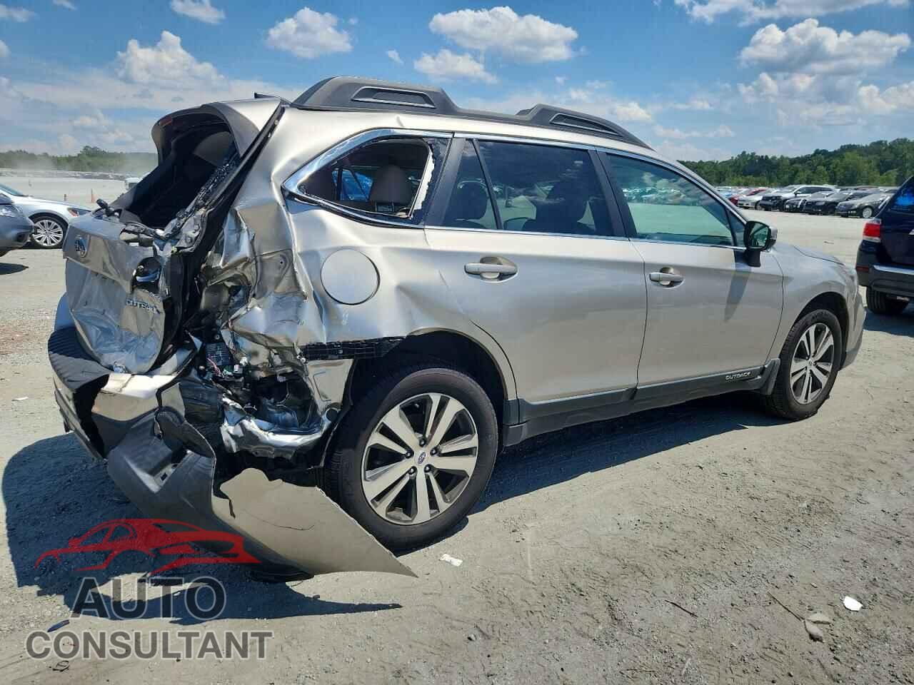 SUBARU OUTBACK 2018 - 4S4BSANC5J3308403