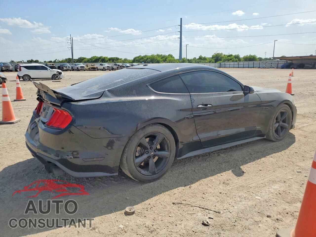 FORD MUSTANG 2018 - 1FA6P8CF0J5146526