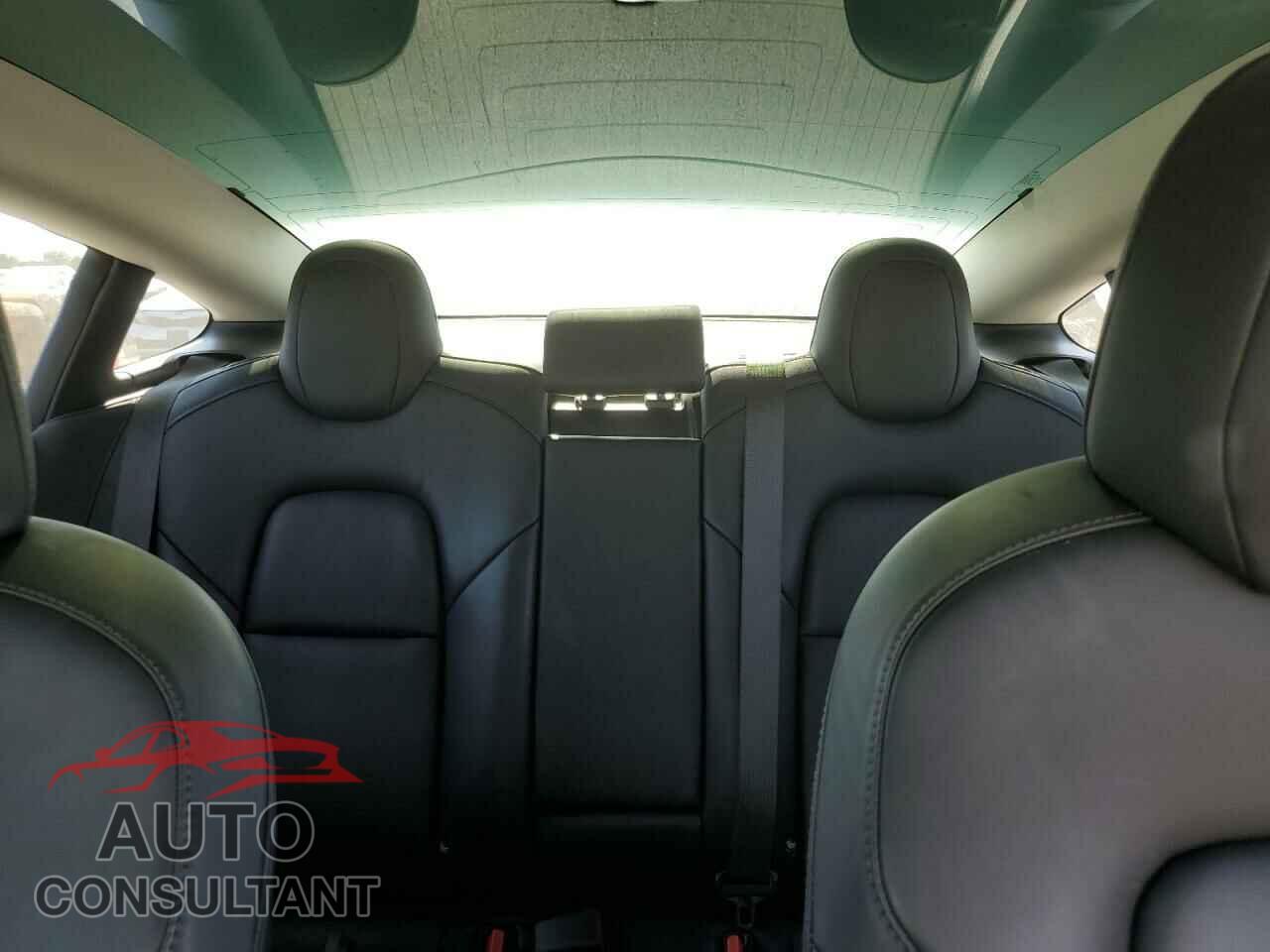 TESLA MODEL 3 2018 - 5YJ3E1EA4JF049291