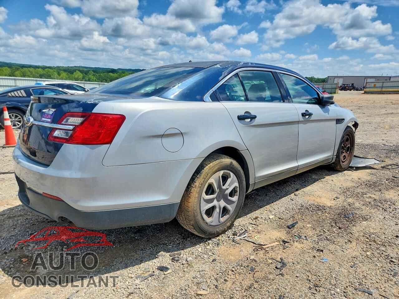 FORD TAURUS 2013 - 1FAHP2M80DG121432