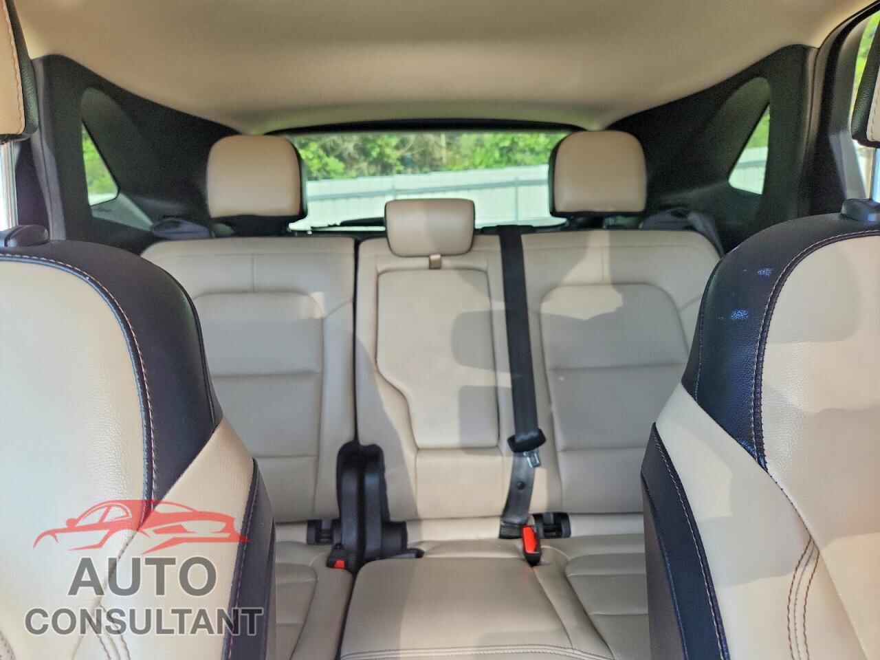 FORD ESCAPE 2020 - 1FMCU0H60LUA24169
