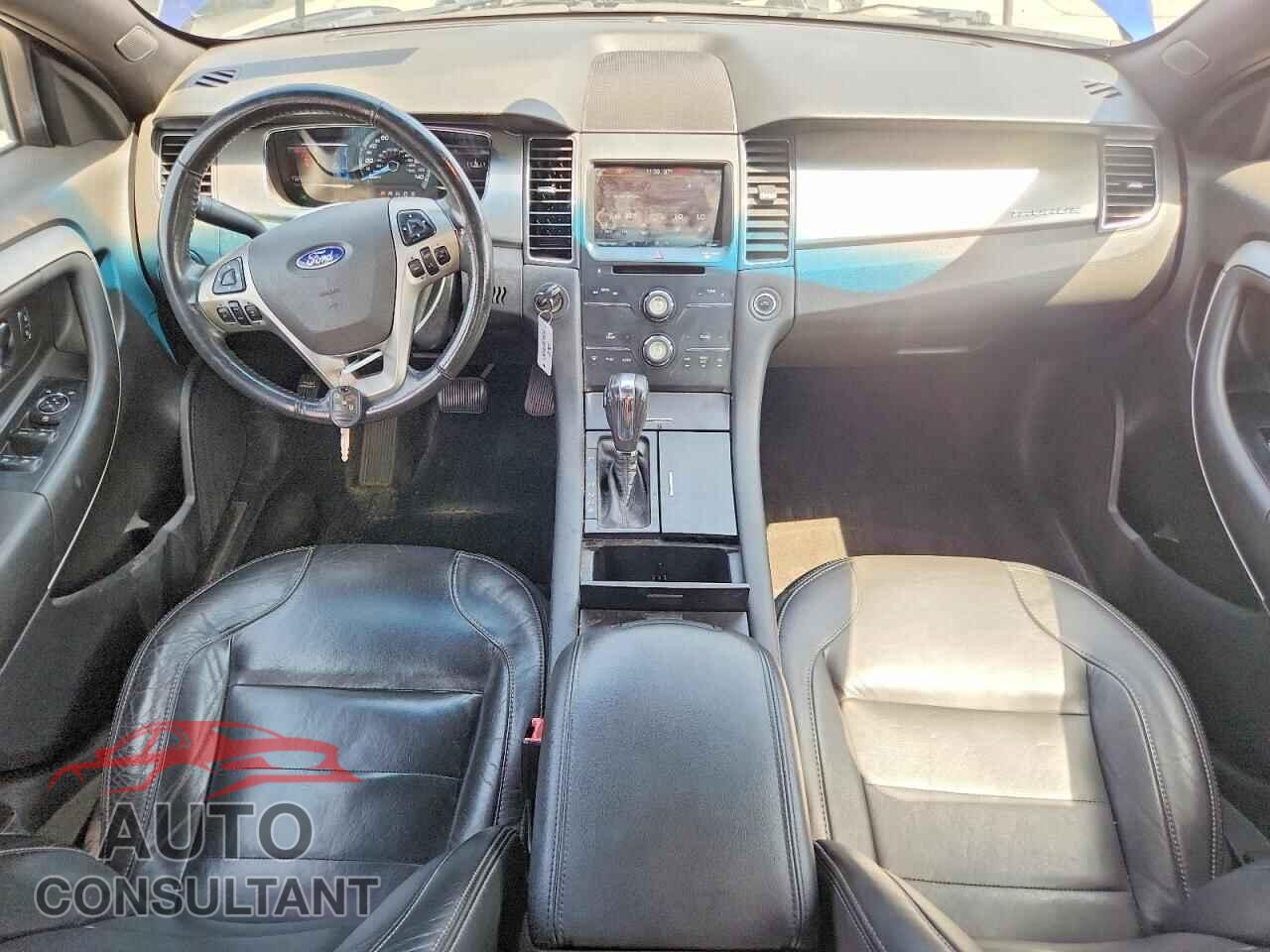 FORD TAURUS 2013 - 1FAHP2E85DG101417