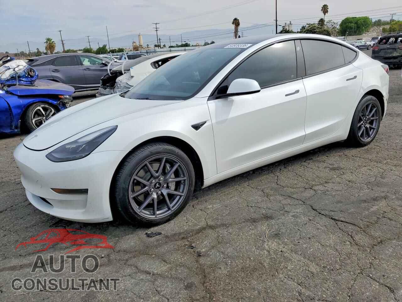 TESLA MODEL 3 2023 - 5YJ3E1EA9PF606155