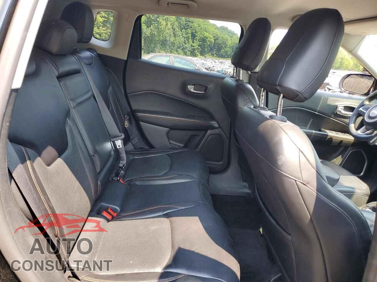 JEEP COMPASS 2017 - 3C4NJDCB5HT671864
