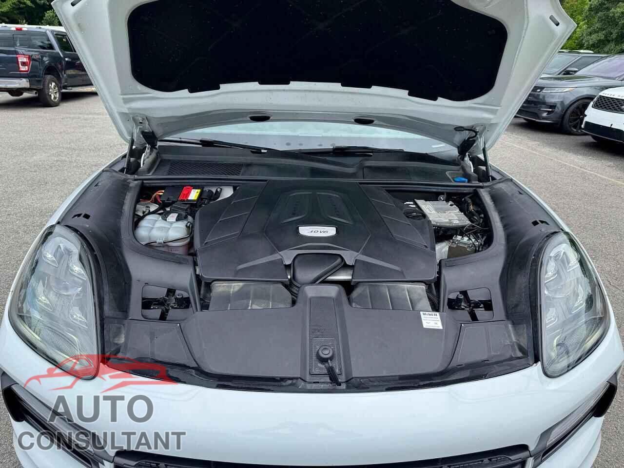 PORSCHE CAYENNE 2019 - WP1AA2AY3KDA07262