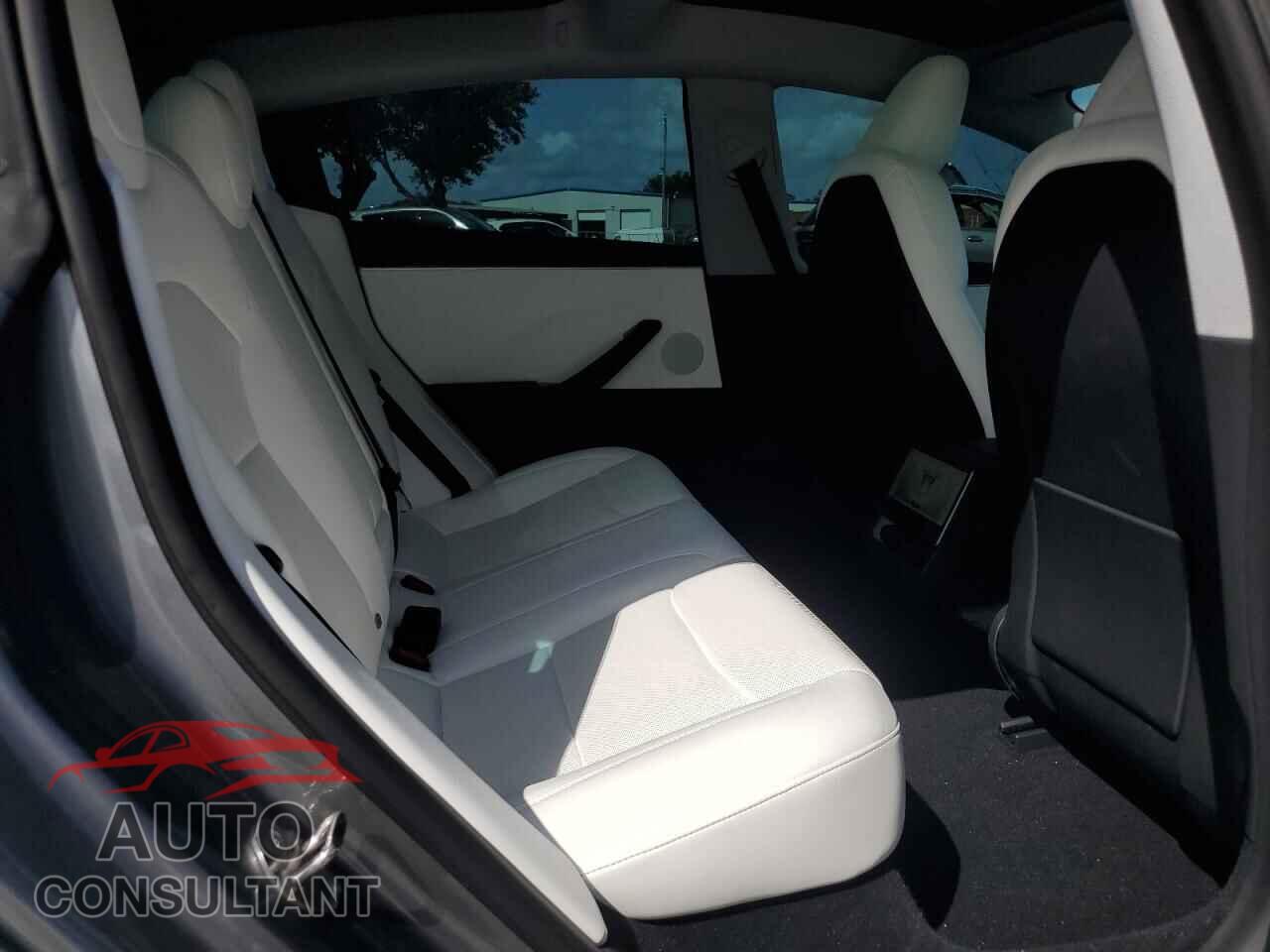 TESLA MODEL 3 2024 - 5YJ3E1EB9RF854112