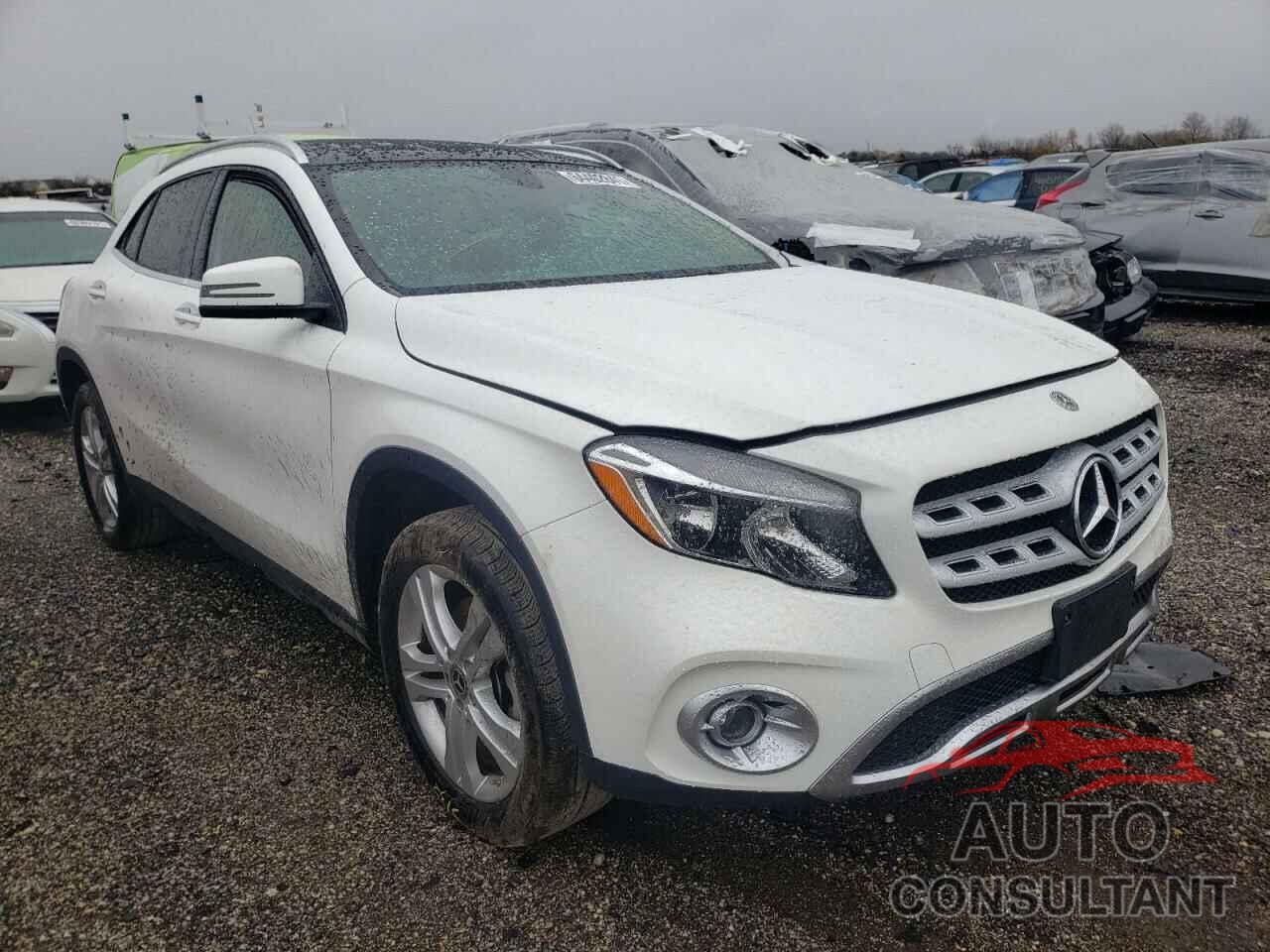 MERCEDES-BENZ GLA-CLASS 2019 - WDCTG4GB5KU017289